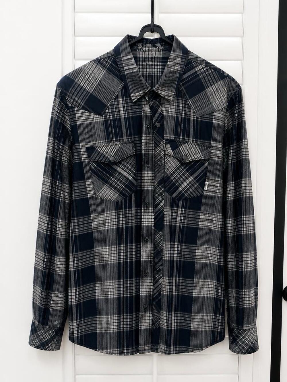 Vans Off The Wall plaid western snap-front Shirt size M